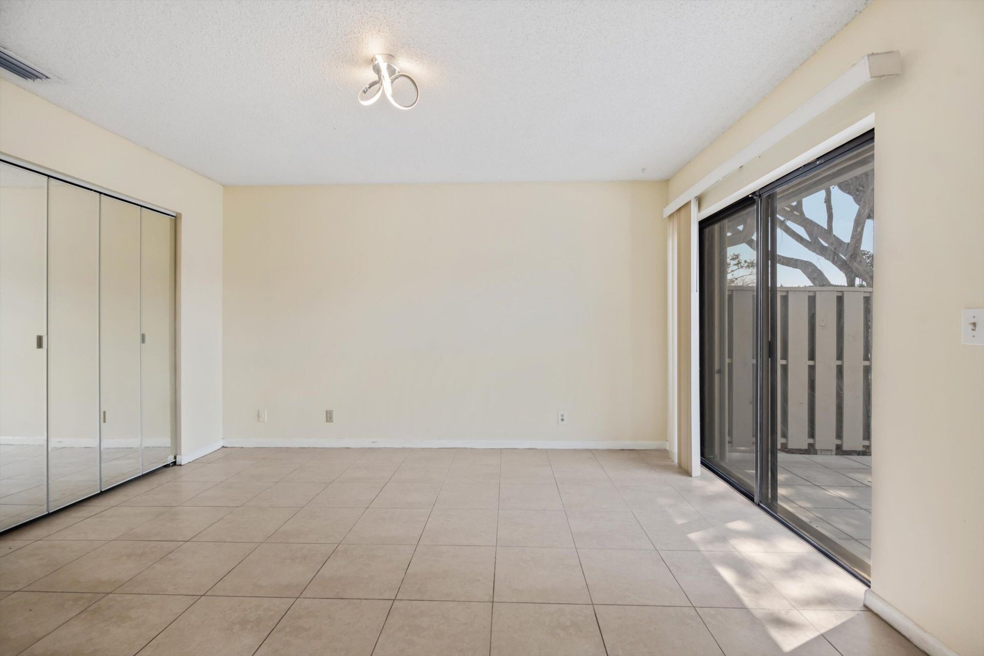 8007 Ambach Way, Hypoluxo, FL 33462 Photo