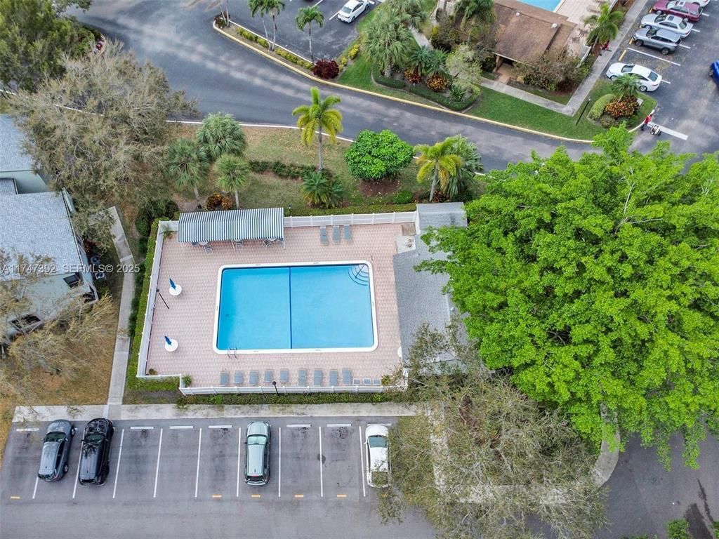 3929 N Carambola Cir N, Unit 2902, Coconut Creek, FL 33066 Photo