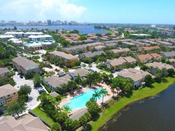 540 Amador Lane, Unit 6, West Palm Beach, FL 33401