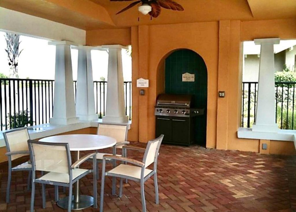 540 Amador Lane, Unit 6, West Palm Beach, FL 33401 Photo