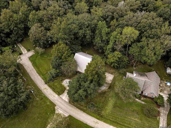 25247 Shane Ct, Jackson, LA 70748