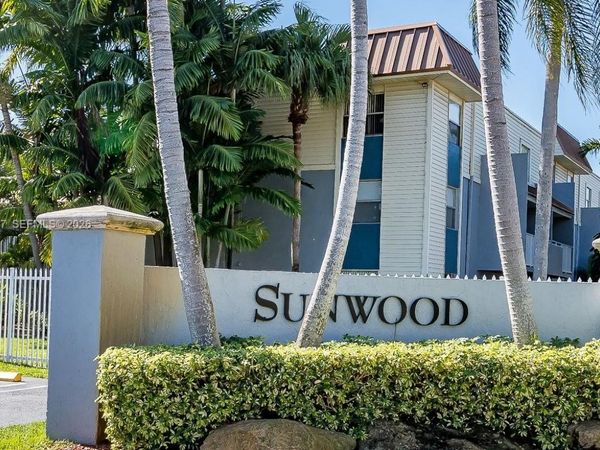 4600 SW 67th Ave, Unit 155, Miami, FL 33155