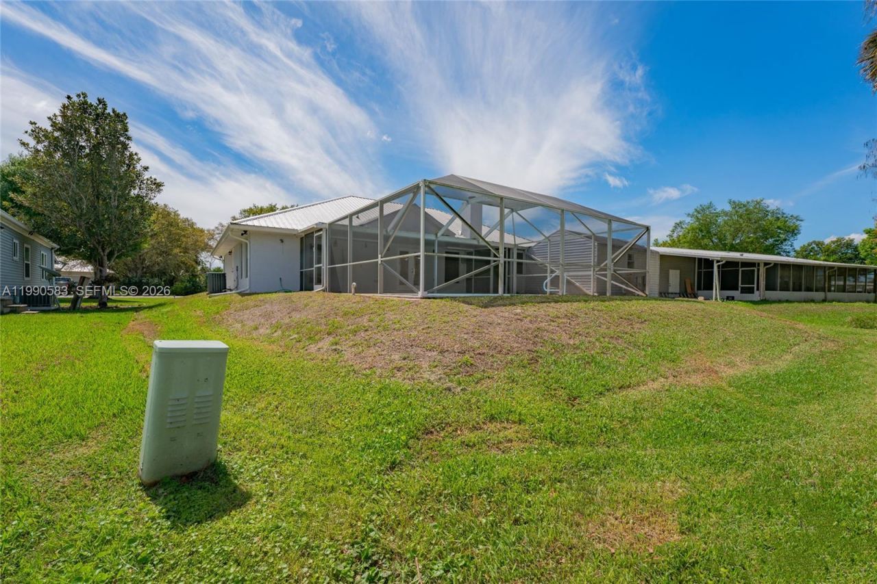 1063 Mayford Lake Rd, Moore Haven, FL 33471 Photo