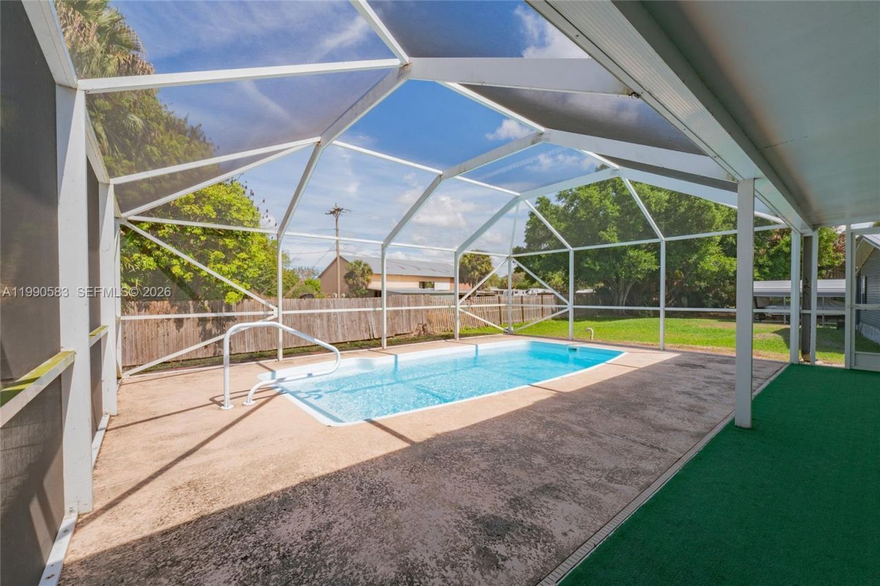 1063 Mayford Lake Rd, Moore Haven, FL 33471 Photo