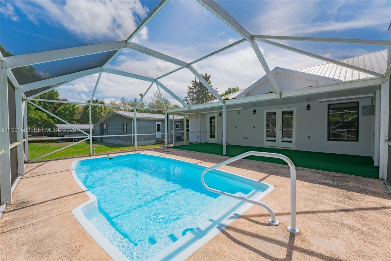 1063 Mayford Lake Rd, Moore Haven, FL 33471 Photo