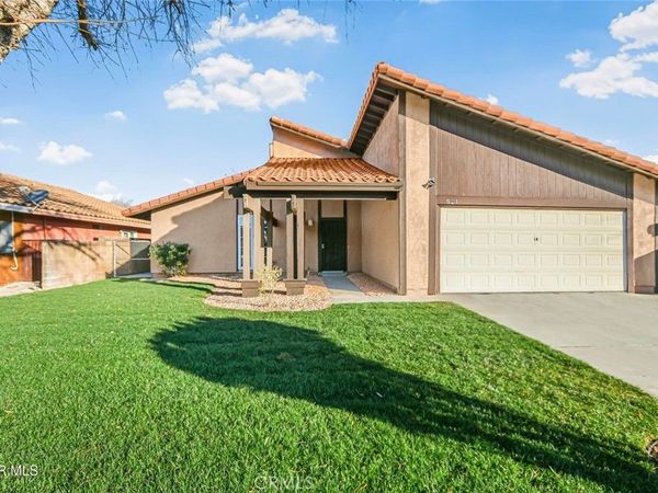 521 W Avenue J14, Lancaster, CA 93534