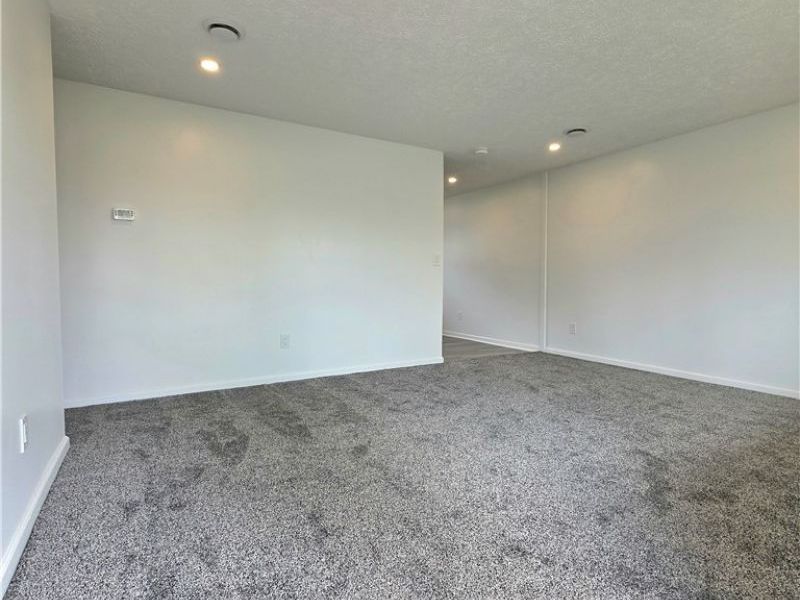 746 Delaware Avenue, Elyria, OH 44035 Photo 3