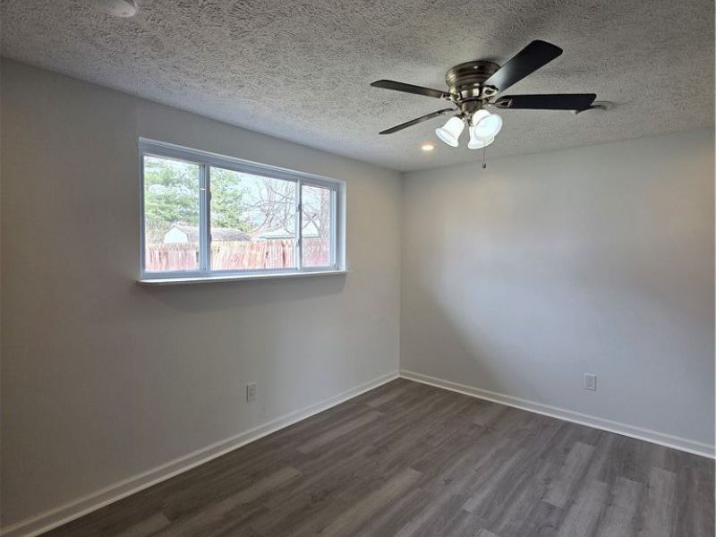 746 Delaware Avenue, Elyria, OH 44035 Photo 6