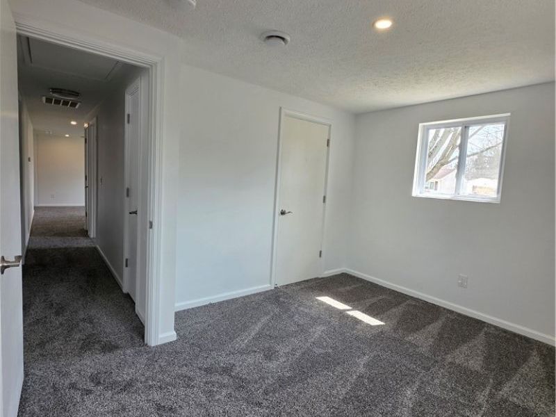 746 Delaware Avenue, Elyria, OH 44035 Photo 9