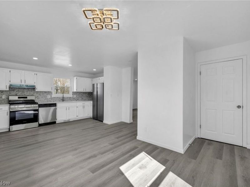 10870 Mount Overlook Avenue, Cleveland, OH 44104 Photo 13