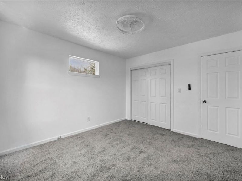 10870 Mount Overlook Avenue, Cleveland, OH 44104 Photo 21