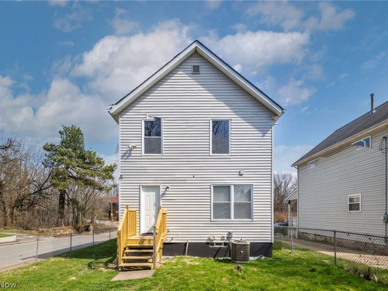 10870 Mount Overlook Avenue, Cleveland, OH 44104 Photo 35