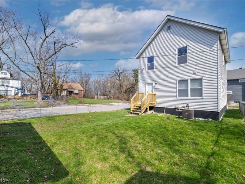 10870 Mount Overlook Avenue, Cleveland, OH 44104 Photo 37