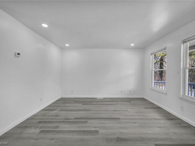 10870 Mount Overlook Avenue, Cleveland, OH 44104 Photo 6