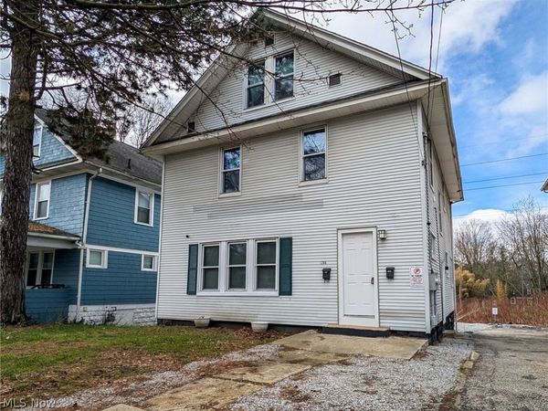 1268 Pondview Avenue, Unit B, Akron, OH 44305