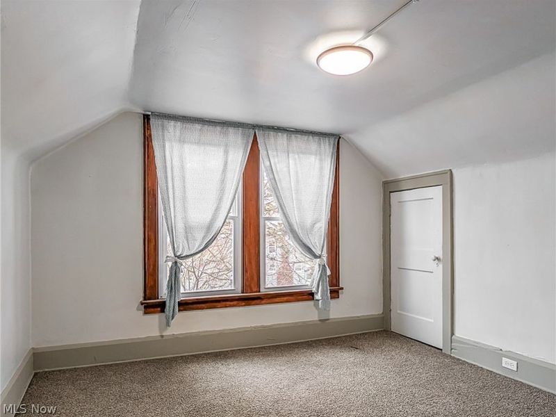 1268 Pondview Avenue, Unit B, Akron, OH 44305 Photo 11