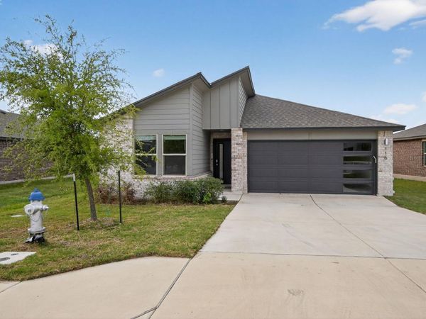 116 Halford RD, Georgetown, TX 78633
