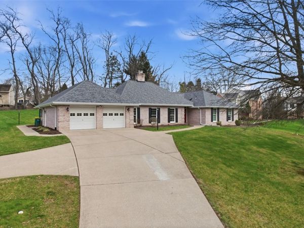 1401 Field Club Ct, Pittsburgh, PA 15237