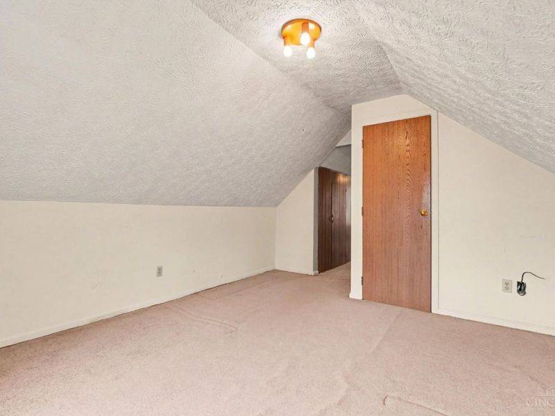 7332 Hillside Avenue, Cincinnati, OH 45233 Photo 33