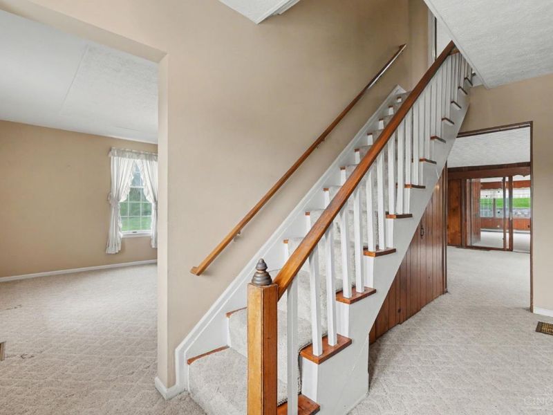 7332 Hillside Avenue, Cincinnati, OH 45233 Photo 6