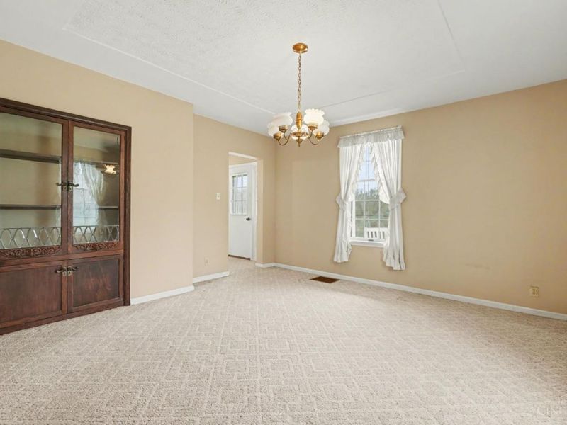 7332 Hillside Avenue, Cincinnati, OH 45233 Photo 8