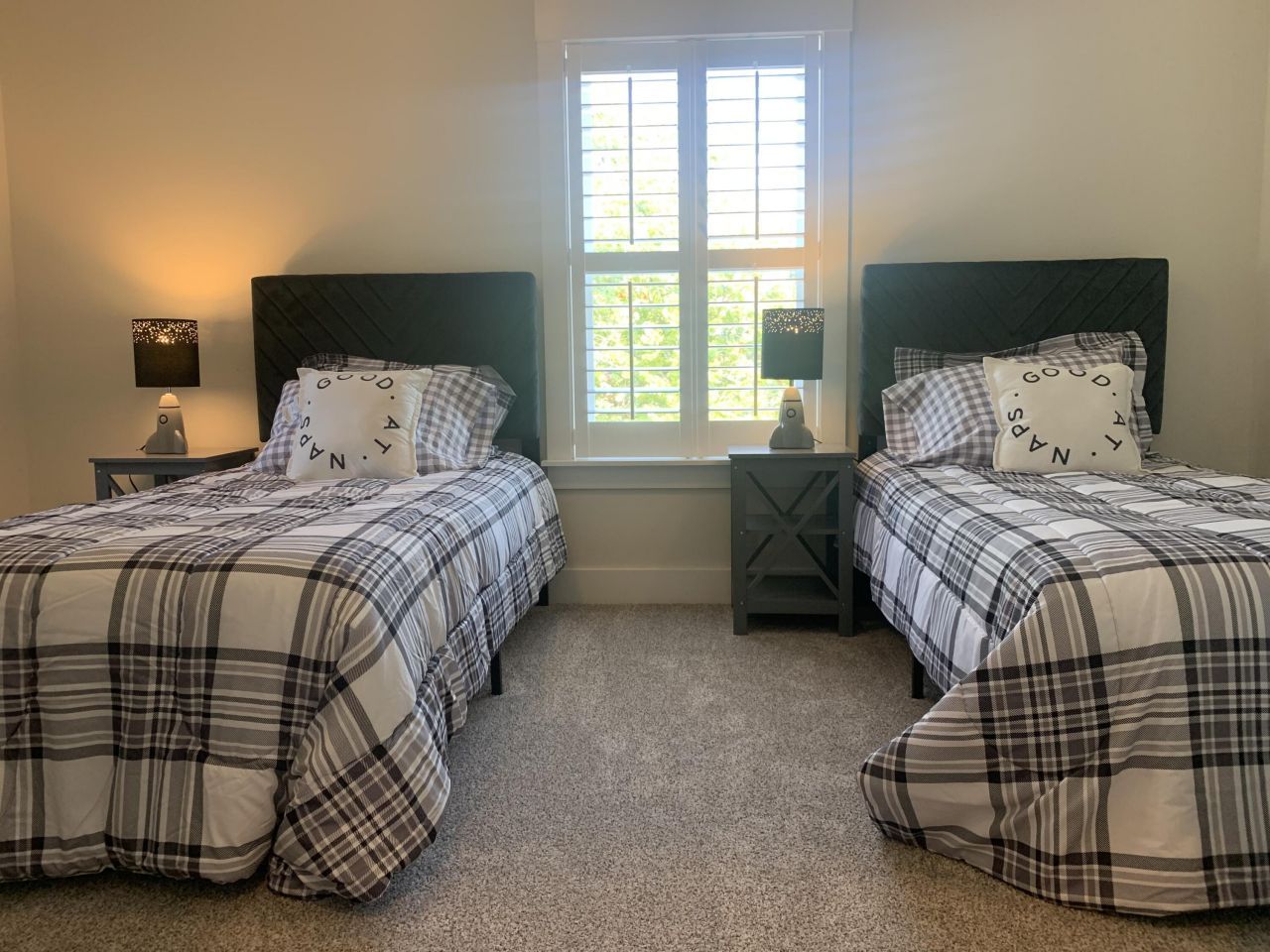 614 Ellingson Parkway Photo 14