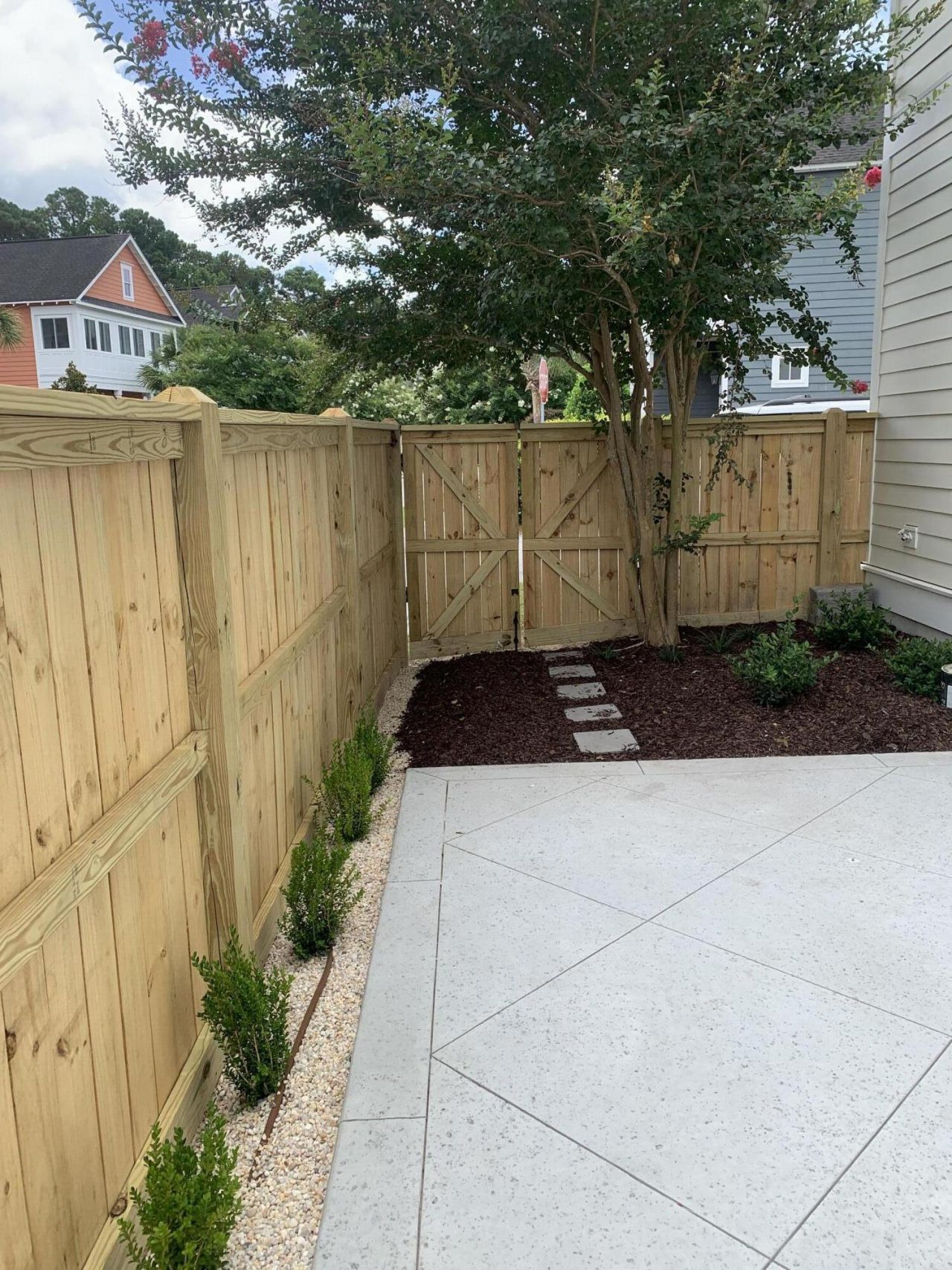 614 Ellingson Parkway Photo 18