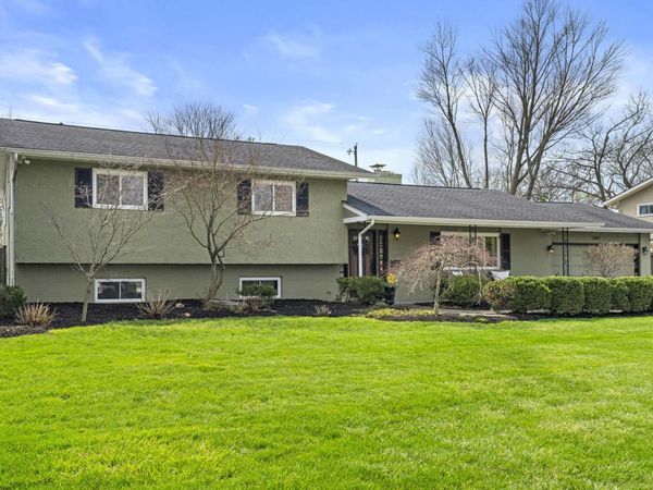 2411 Sheringham Road, Upper Arlington, OH 43220