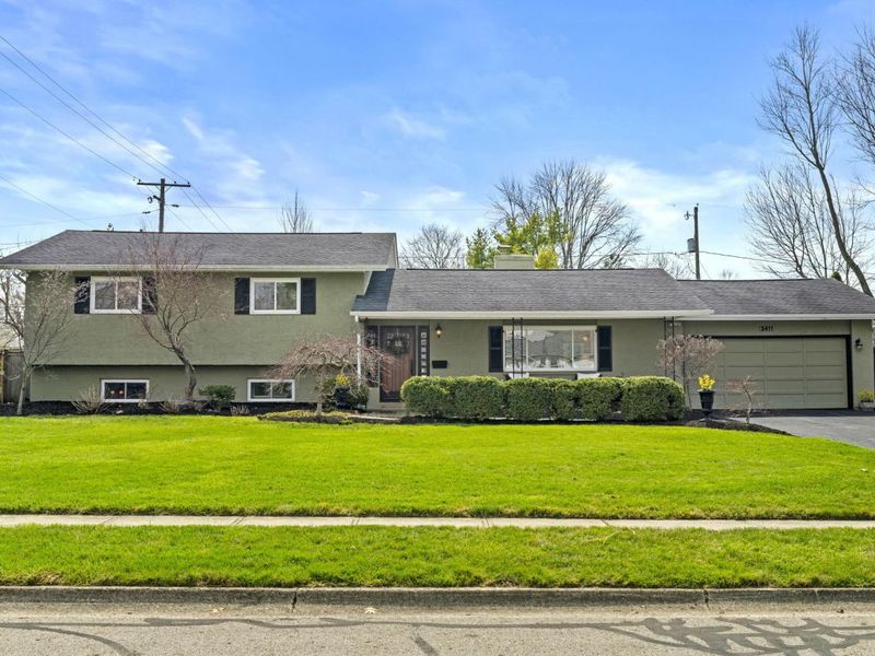 2411 Sheringham Road, Upper Arlington, OH 43220 Photo 3