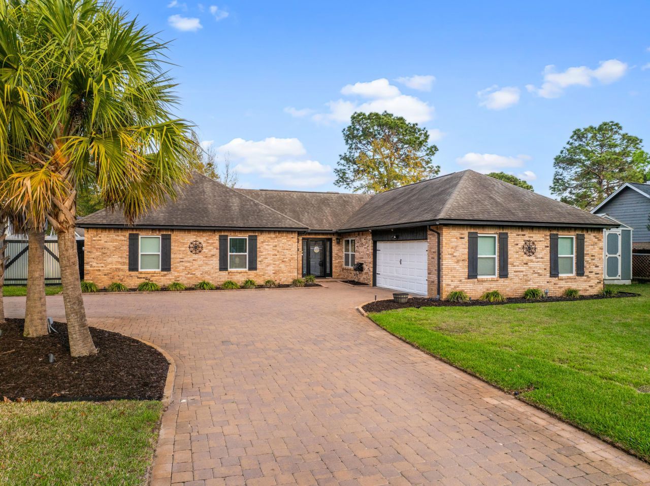 11 Hampton Circle, Niceville, FL 32578 Main Photo