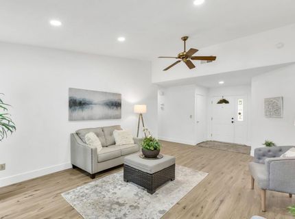 7843 Deer Creek Dr, Sacramento, CA 95823 Photo