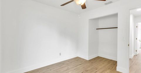 7843 Deer Creek Dr, Sacramento, CA 95823 Photo