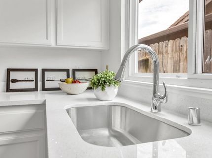 7843 Deer Creek Dr, Sacramento, CA 95823 Photo