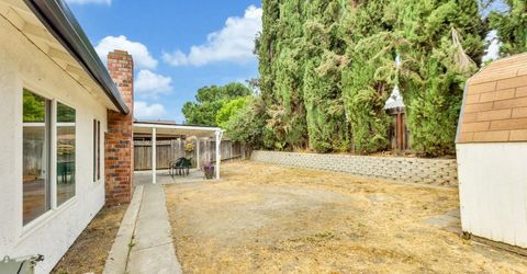 7843 Deer Creek Dr, Sacramento, CA 95823 Photo