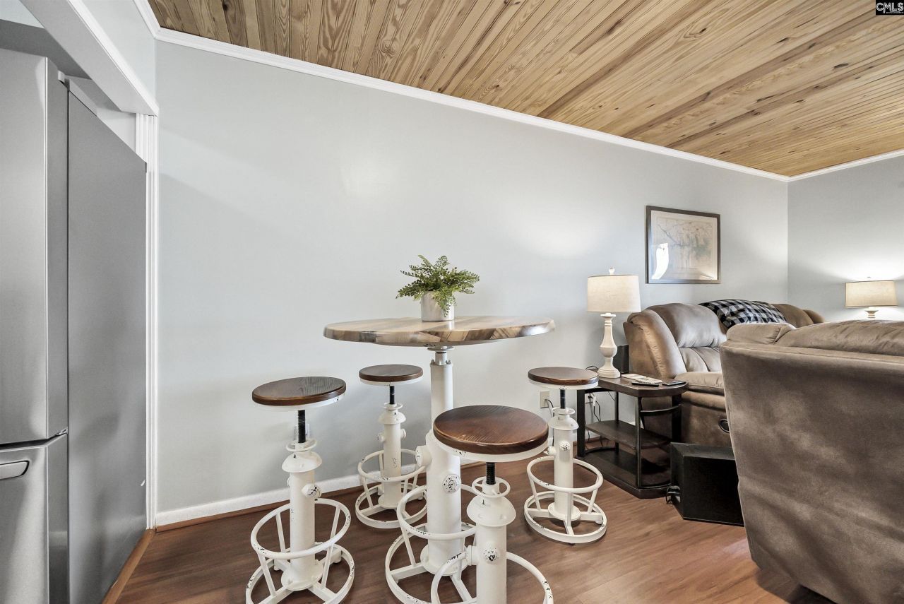 301 Harbor Heights Drive Photo 10