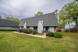 301 Harbor Heights Drive photo 4