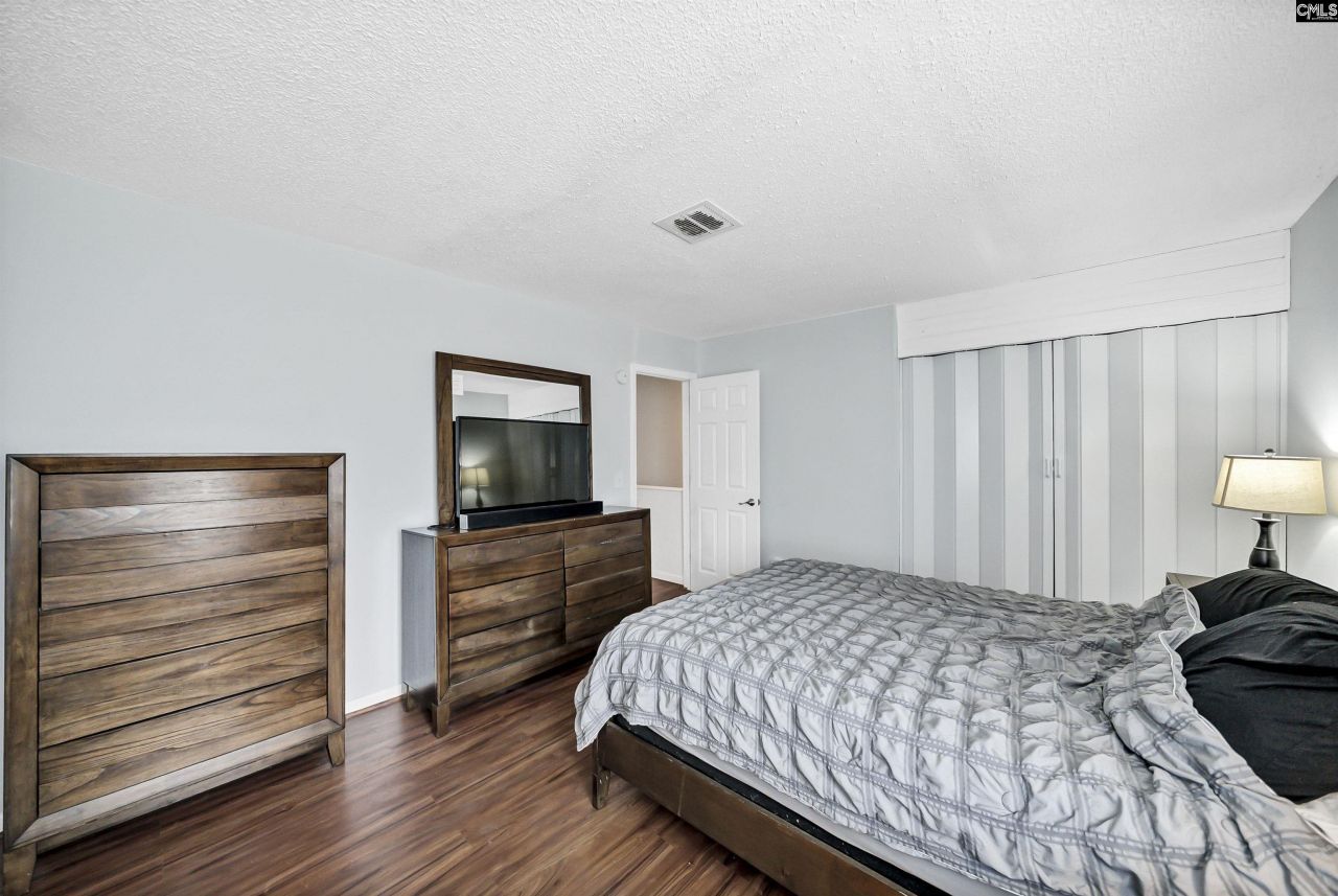 301 Harbor Heights Drive Photo 25