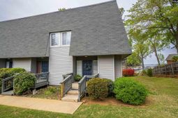 301 Harbor Heights Drive photo 4