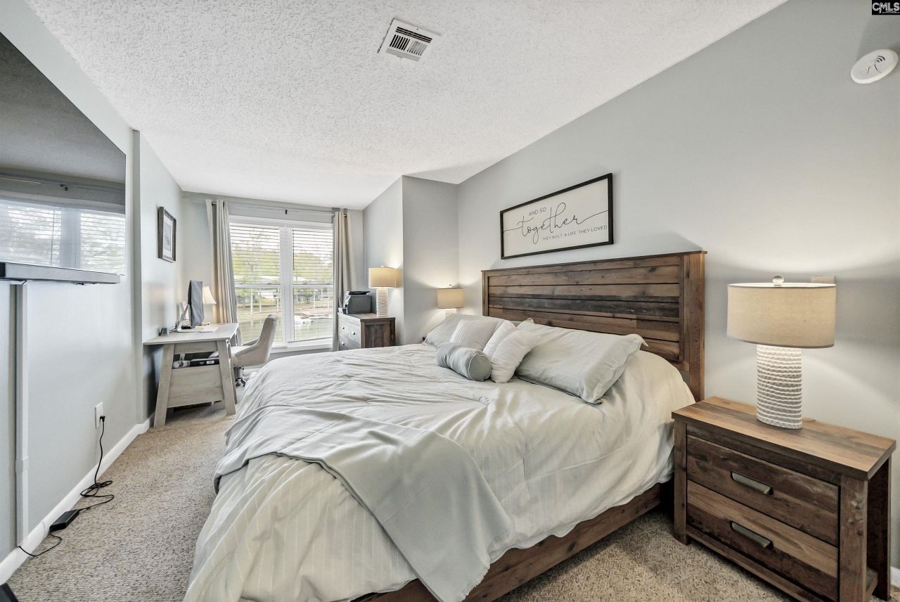 301 Harbor Heights Drive Photo 33