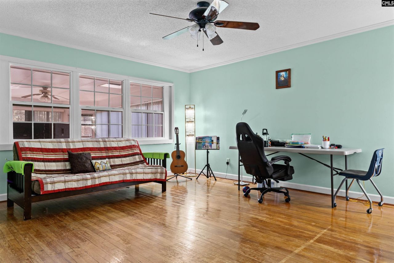 2069 Hydrick Ave  Photo 12