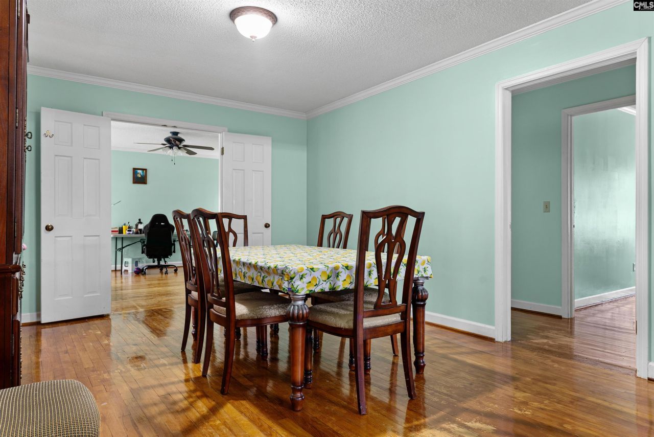 2069 Hydrick Ave  Photo 13