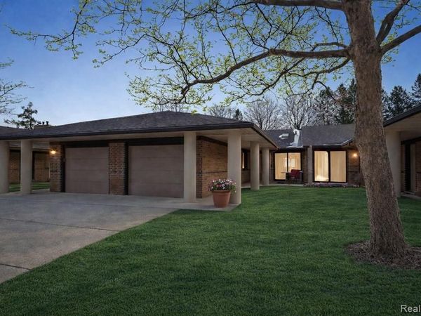 983 Wexford Way, Rochester Hills, MI 48307