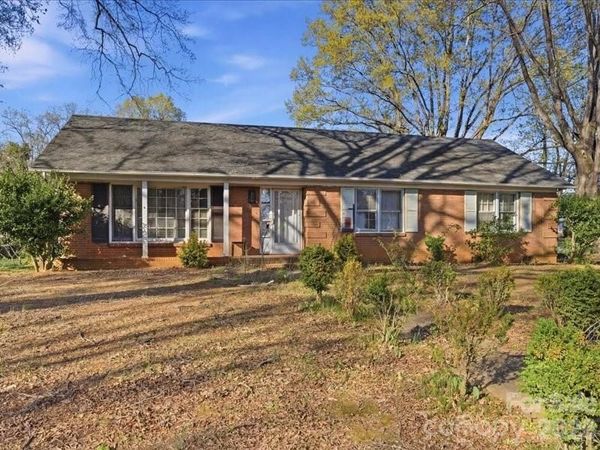 2523 Briargrove Drive , Charlotte, NC 28215
