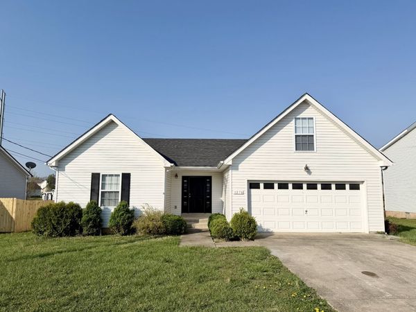 1276 Archwood Dr , Clarksville, TN 37042