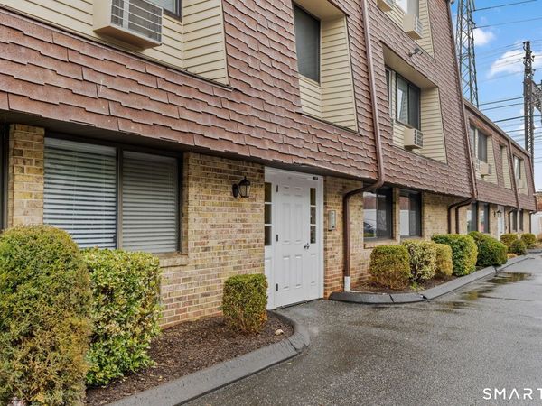 22 Radio, Unit 8, Stamford, CT 06906