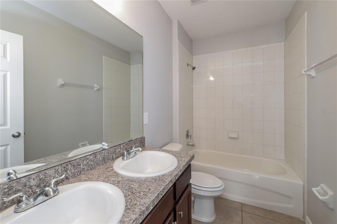 122 Vitoria Road, Davenport, FL 33837 Photo