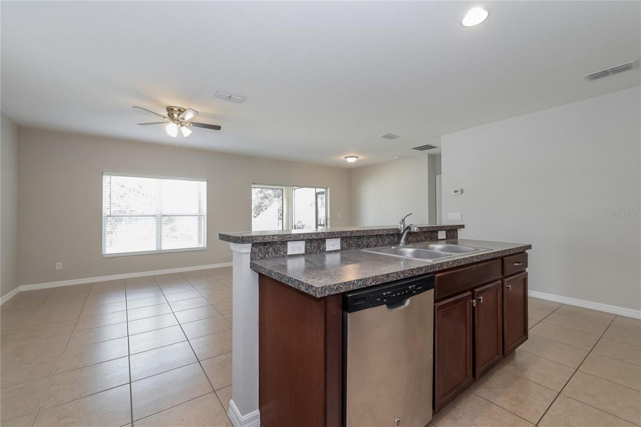 122 Vitoria Road, Davenport, FL 33837 Photo