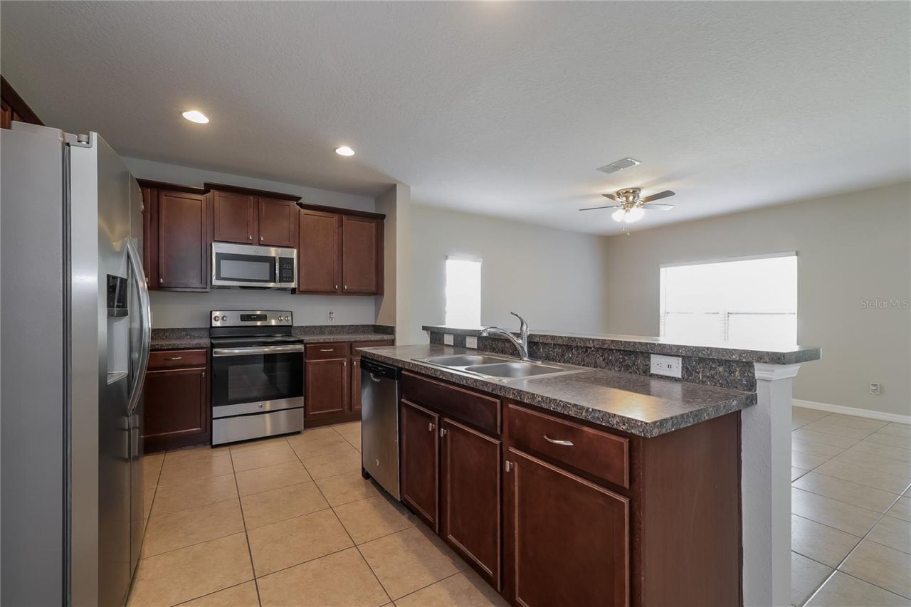 122 Vitoria Road, Davenport, FL 33837 Photo