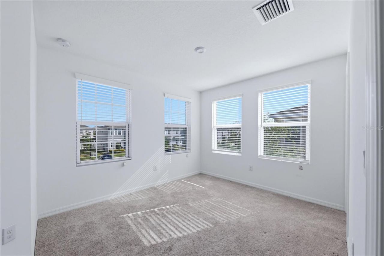 6135 Fairmont Lane, Palmetto, FL 34221 Photo