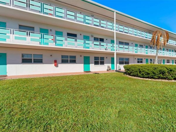 1950 59TH AVENUE N, Unit 114, ST PETERSBURG, FL 33714